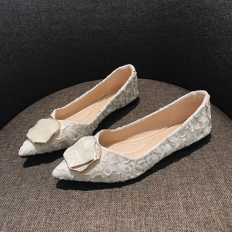 Korean Lifestyle Trends - Sepatu Wanita Flat Pointed Toe dengan